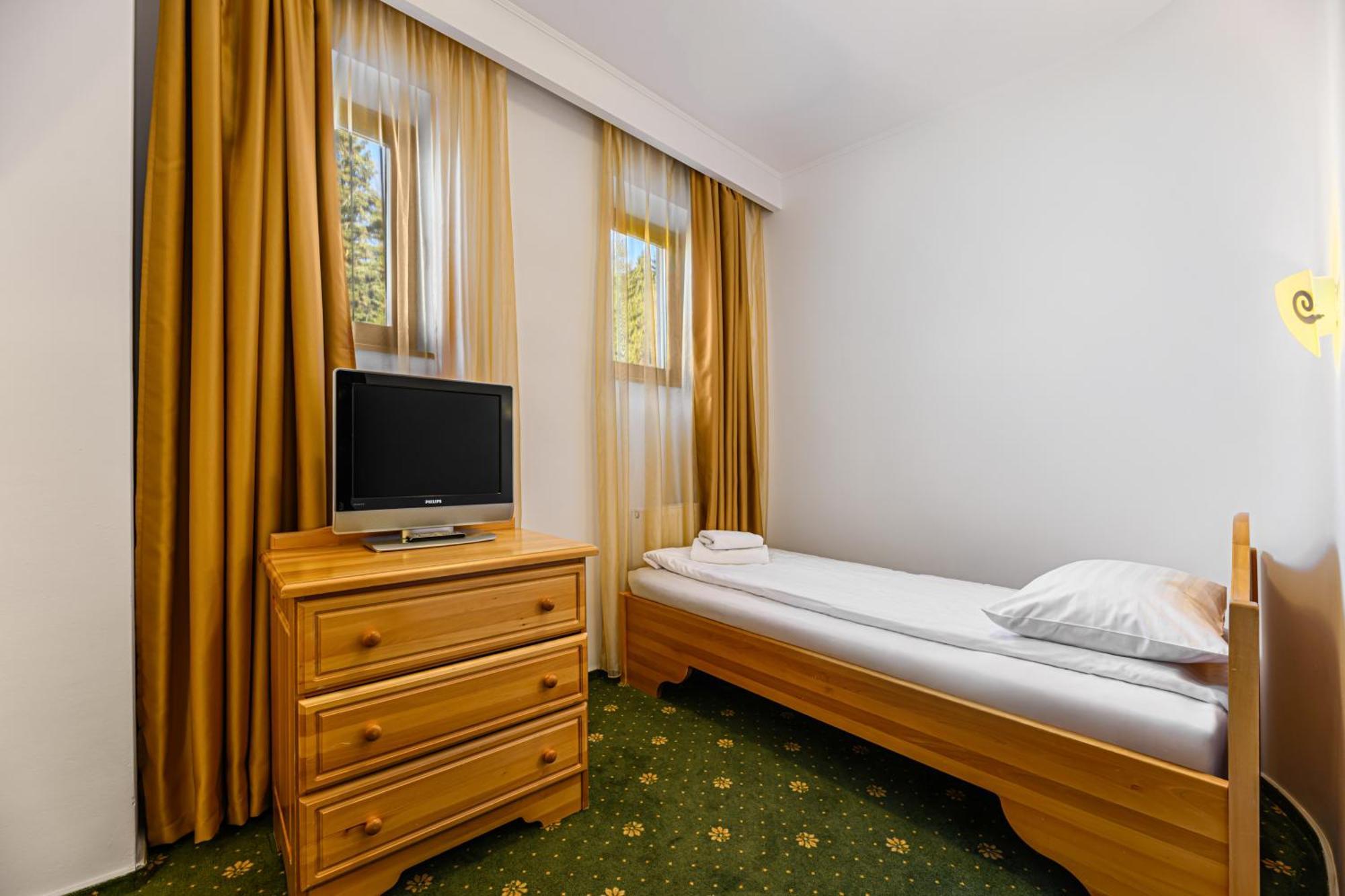 Casa Viorel Jacuzzi & Saunas Hotel 3*